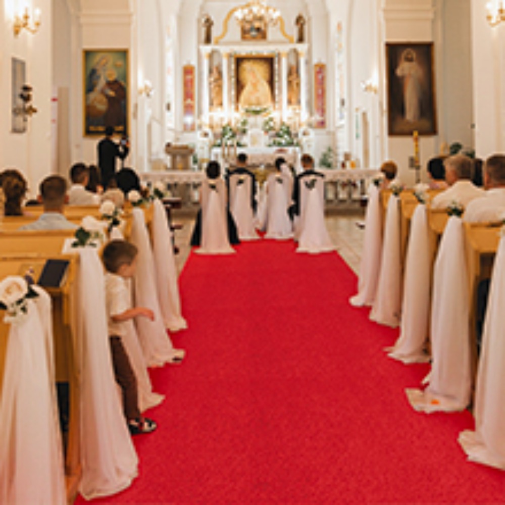 Aisle Runner White - سجادة أنيقة لممر حفلات الزفاف مضادة