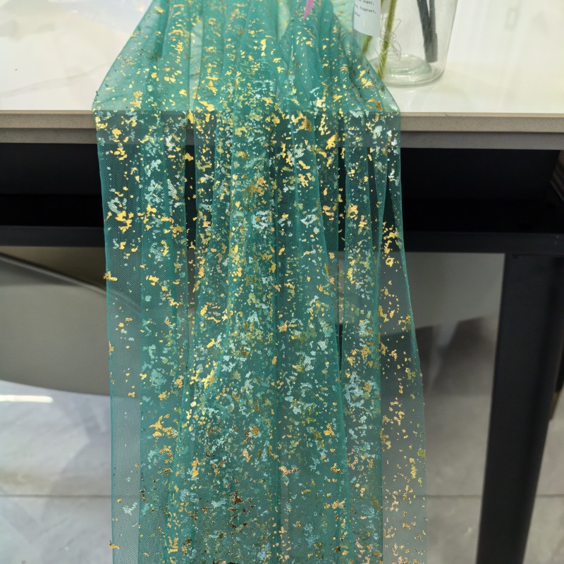مفرش طاولة أسود ذهبي بتطريز حر - مراجعة Table Runner Sequin وسعره