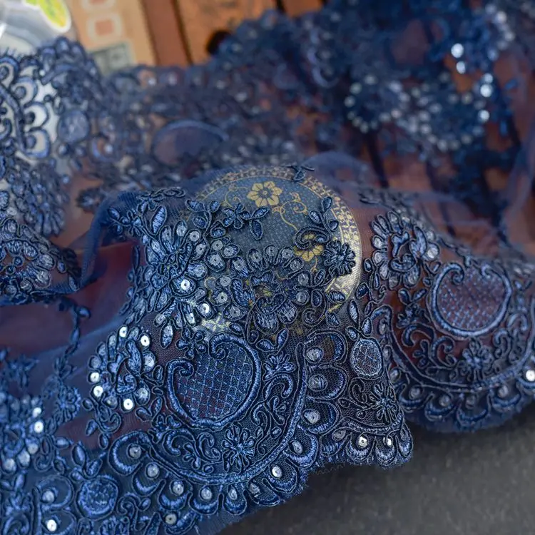 قماش دانتيل عالي الجودة متعدد  - مراجعة Table Runner Sequin وسعره
