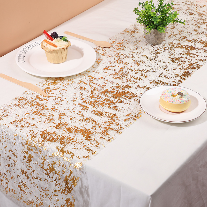 مفرش طاولة ذهبي معدني مزين بال - مراجعة Table Runner Sequin وسعره